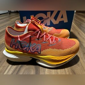 Hoka Cielo X1